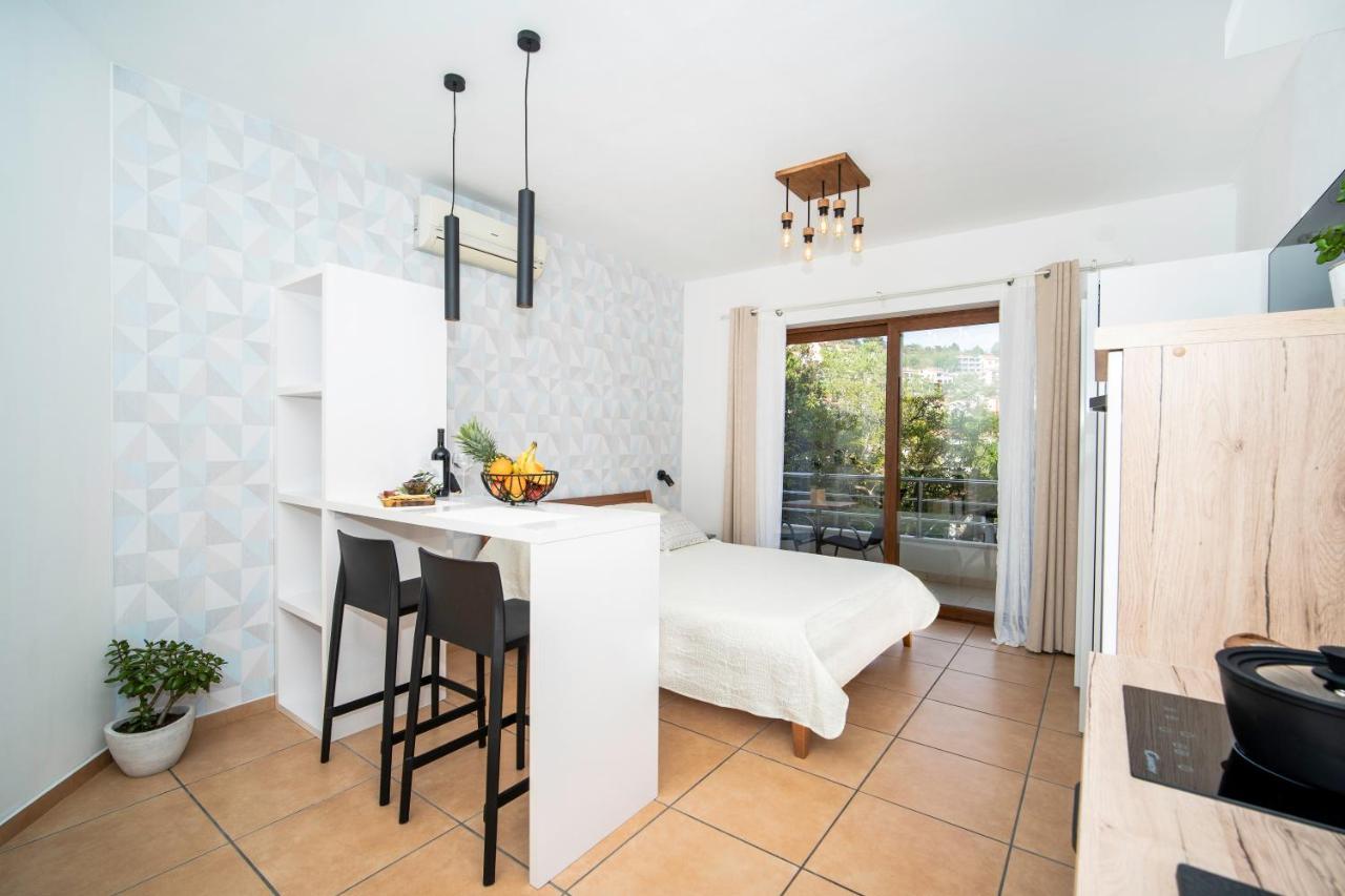Apartment Iva Studio Rabac Esterno foto